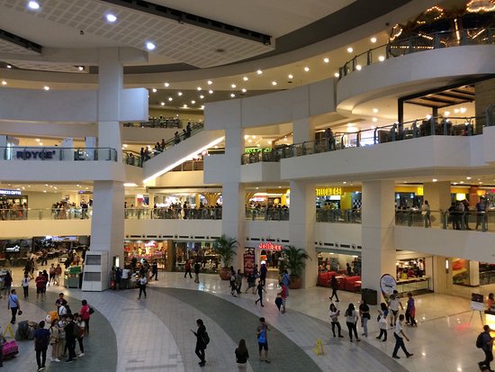 5 trung tâm mua sắm sầm uất nhất Manila - 4