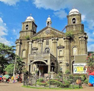Ngắm nhìn 7 nhà thờ công giáo tại Manila đẹp mê mẩn mùa Covid-19