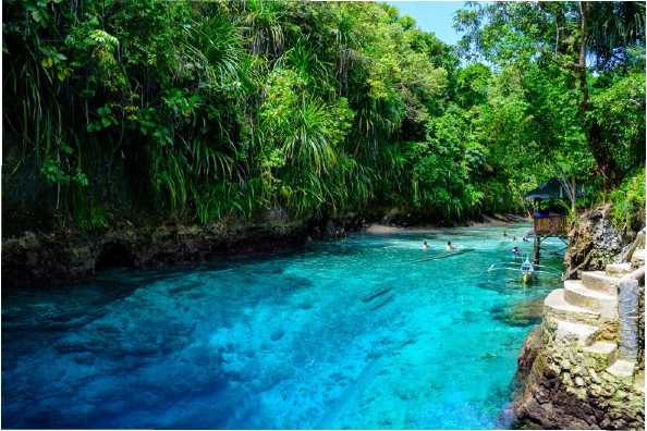 con sông quyến rũ Hinatuan tại Mindanao