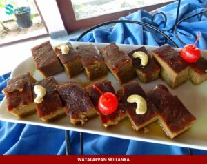 Miếng watalappan màu nâu, món tráng miệng từ trứng và nước cốt dừa