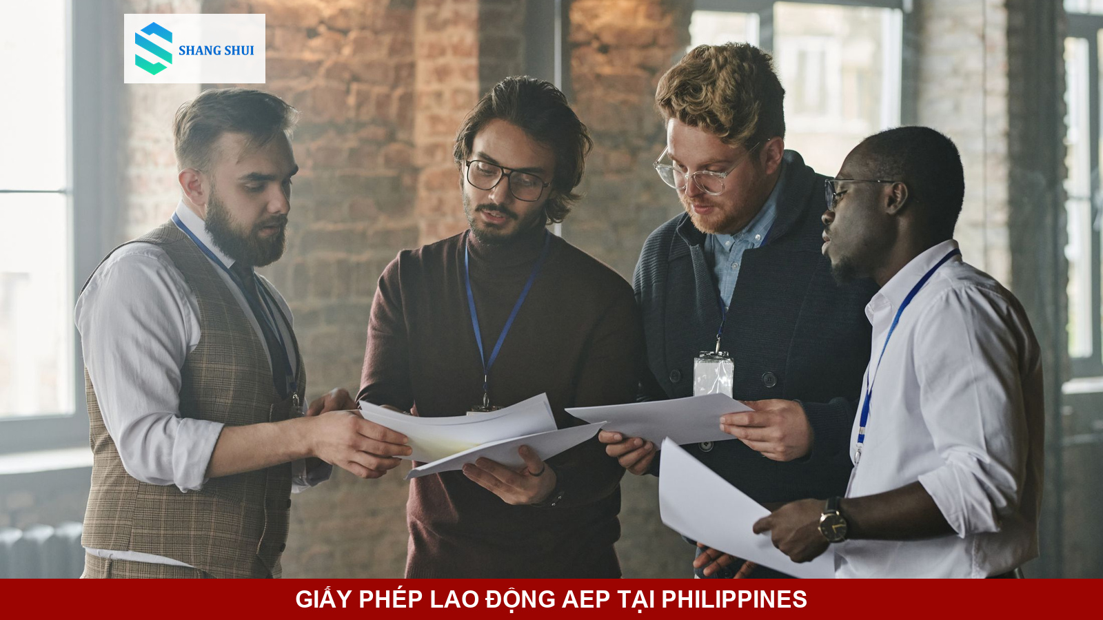 Bộ hồ sơ pháp lý và hợp đồng lao động xin cấp giấy phép AEP tại Philippines.